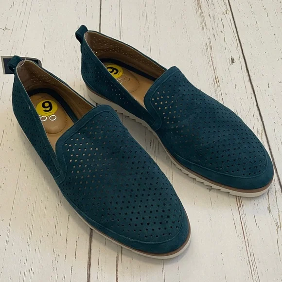 Franco Sarto Hadrea Suede Slip-on Loafer, Blue, size 9, NWT - Picture 3 of 10